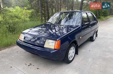 Лифтбек ЗАЗ 1103 Славута 2008 в Славуте