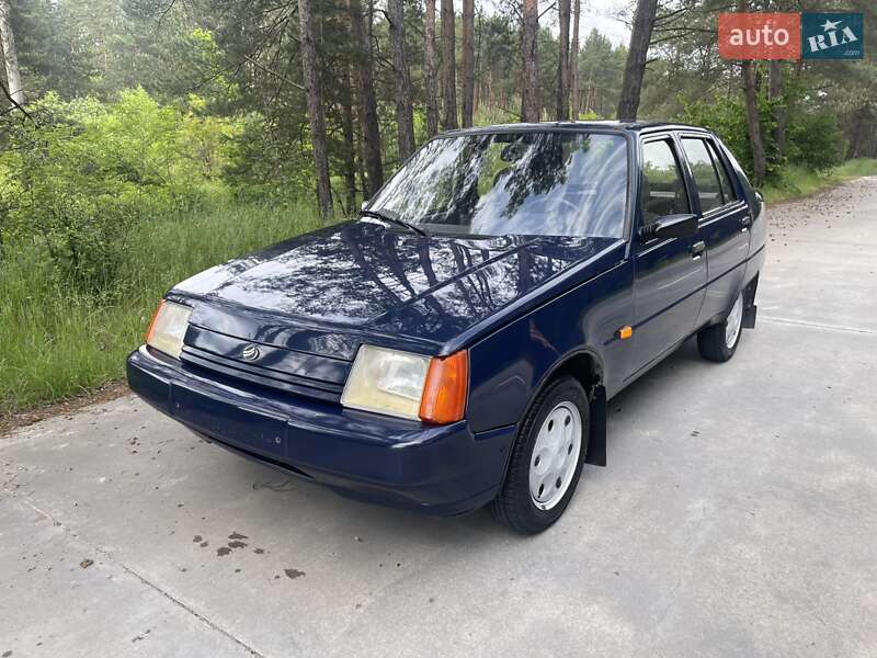 Ліфтбек ЗАЗ 1103 Славута 2008 в 
