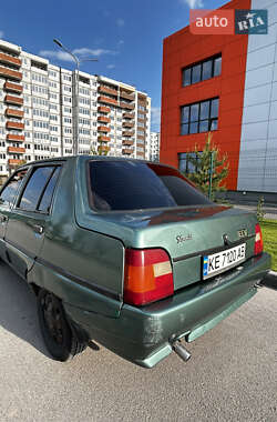 Ліфтбек ЗАЗ 1103 Славута 2007 в 
