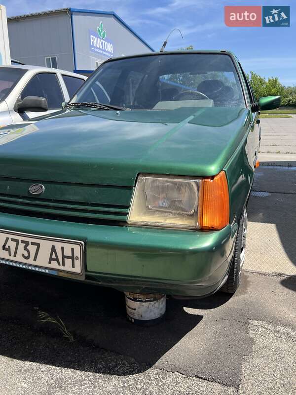 Лифтбек ЗАЗ 1103 Славута 2003 в Виннице