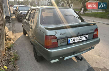 Ліфтбек ЗАЗ 1103 Славута 2006 в 