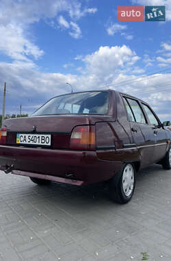 Лифтбек ЗАЗ 1103 Славута 2005 в 