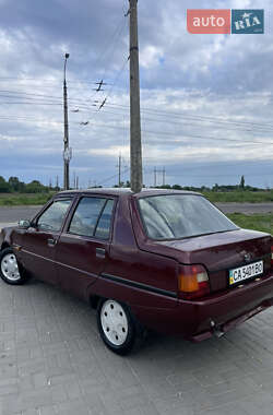 Лифтбек ЗАЗ 1103 Славута 2005 в 