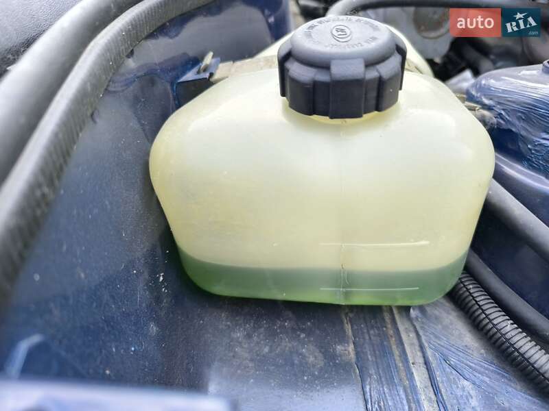 Ліфтбек ЗАЗ 1103 Славута 2006 в Житомирі