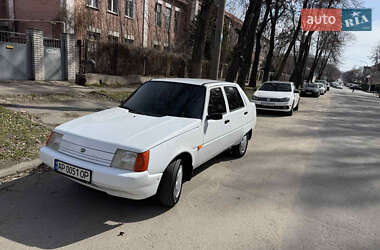Лифтбек ЗАЗ 1103 Славута 2007 в 