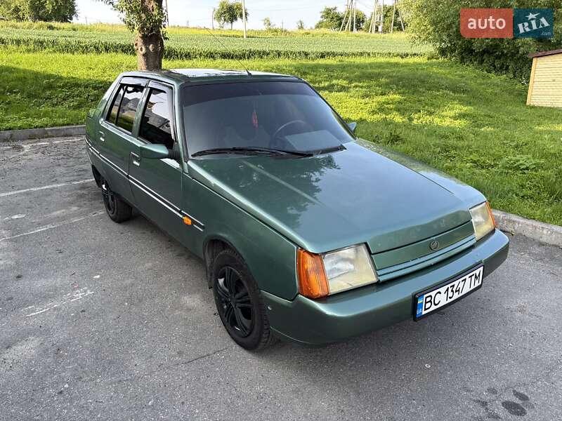 Лифтбек ЗАЗ 1103 Славута 2005 в Львове