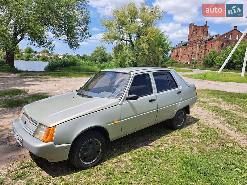 Ліфтбек ЗАЗ 1103 Славута 2007 в 