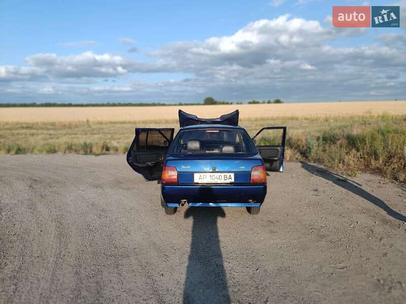 Лифтбек ЗАЗ 1103 Славута 2003 в 