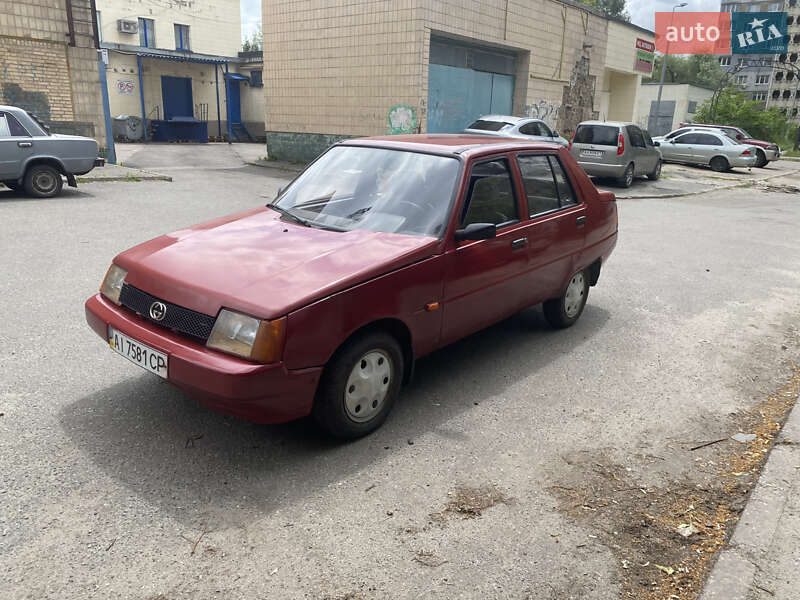 Лифтбек ЗАЗ 1103 Славута 2006 в 