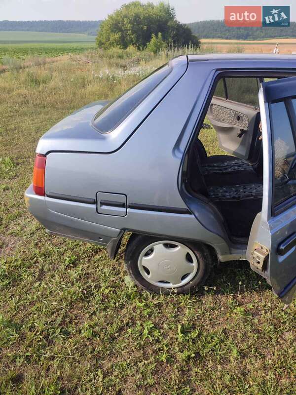 Лифтбек ЗАЗ 1103 Славута 2006 в Александрие фото 3 Лифтбек ЗАЗ 1103 Славута 2006 в Александрие