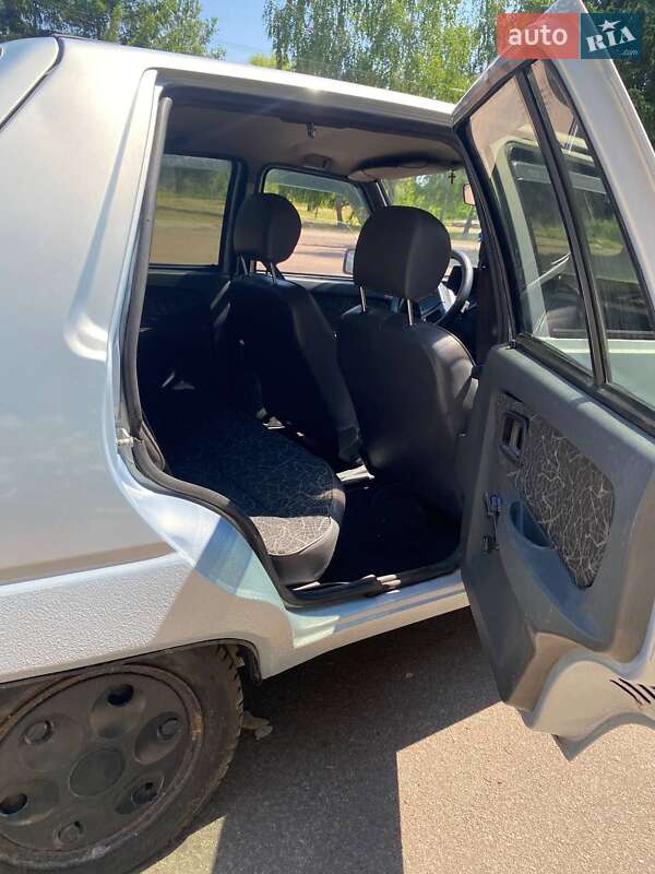 Лифтбек ЗАЗ 1103 Славута 2004 в Коростене