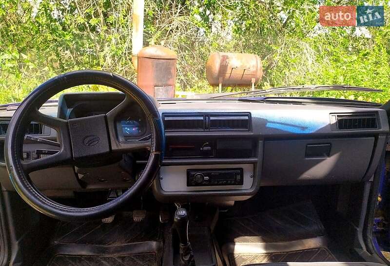 Лифтбек ЗАЗ 1103 Славута 2002 в Кривом Роге фото 7 Лифтбек ЗАЗ 1103 Славута 2002 в Кривом Роге