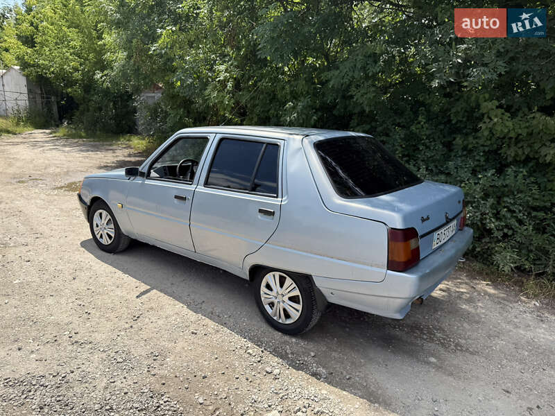 Лифтбек ЗАЗ 1103 Славута 2004 в Тернополе