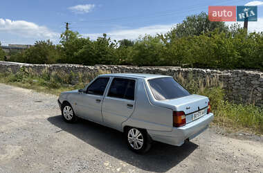 Лифтбек ЗАЗ 1103 Славута 2004 в 