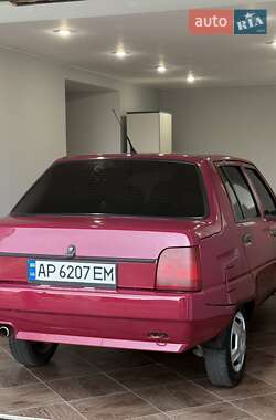 Лифтбек ЗАЗ 1103 Славута 2004 в 