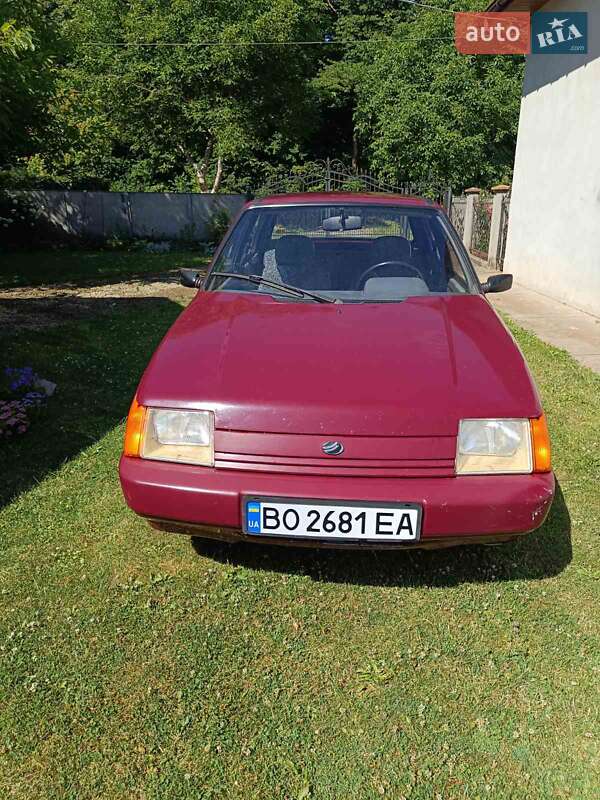 Лифтбек ЗАЗ 1103 Славута 2005 в Бучаче