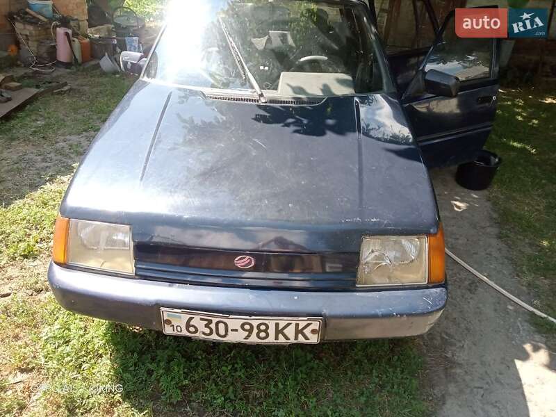 Лифтбек ЗАЗ 1103 Славута 2000 в Черкассах