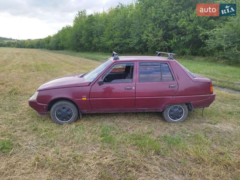 ЗАЗ 1103 Славута 2004