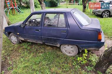 Лифтбек ЗАЗ 1103 Славута 2006 в 