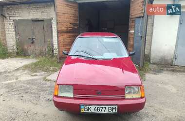 Лифтбек ЗАЗ 1103 Славута 2003 в 