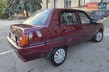 Лифтбек ЗАЗ 1103 Славута 2006 в 