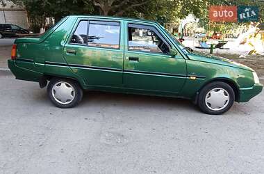 Лифтбек ЗАЗ 1103 Славута 2001 в Кривом Роге