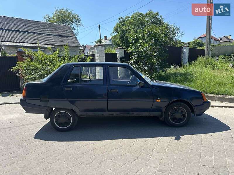 Лифтбек ЗАЗ 1103 Славута 2004 в Львове фото 7 Лифтбек ЗАЗ 1103 Славута 2004 в Львове