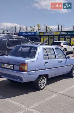 Ліфтбек ЗАЗ 1103 Славута 2002 в Києві