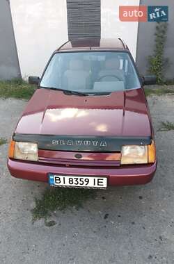Лифтбек ЗАЗ 1103 Славута 2001 в Лубнах