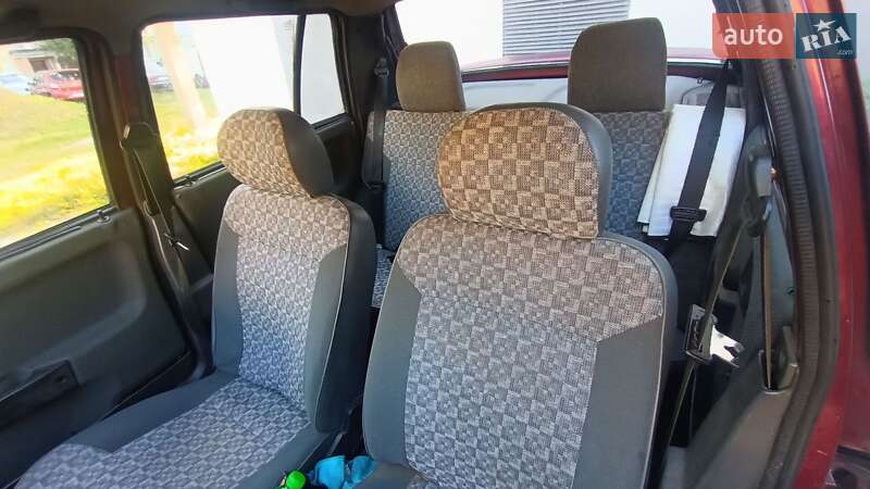 Лифтбек ЗАЗ 1103 Славута 2001 в Лубнах