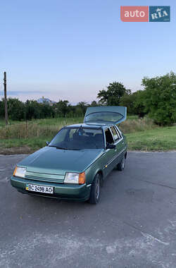 Лифтбек ЗАЗ 1103 Славута 2006 в 