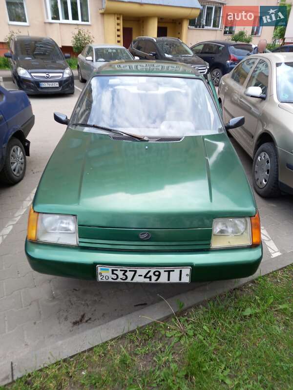 Лифтбек ЗАЗ 1103 Славута 2002 в 