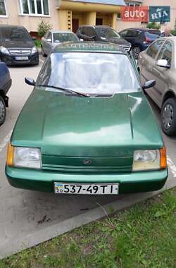 Лифтбек ЗАЗ 1103 Славута 2002 в 