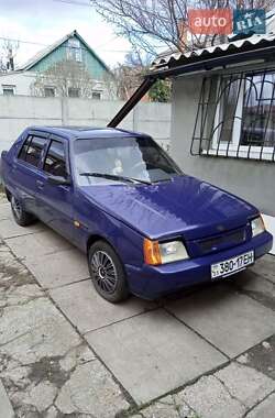 Лифтбек ЗАЗ 1103 Славута 2003 в Днепре