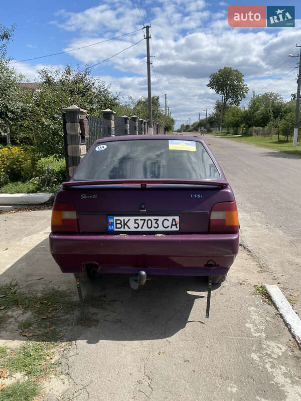 Ліфтбек ЗАЗ 1103 Славута 2004 в Гощі