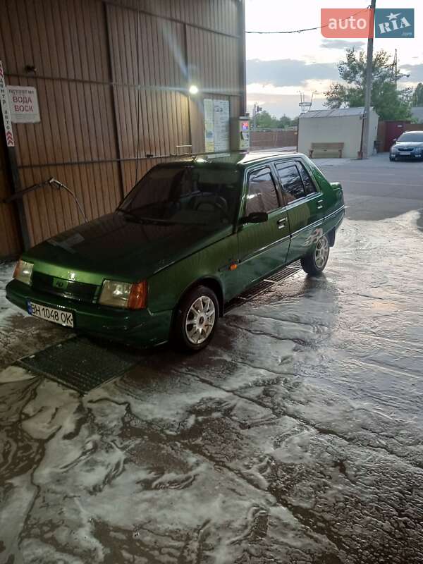 Лифтбек ЗАЗ 1103 Славута 2003 в Овидиополе фото 5 Лифтбек ЗАЗ 1103 Славута 2003 в Овидиополе