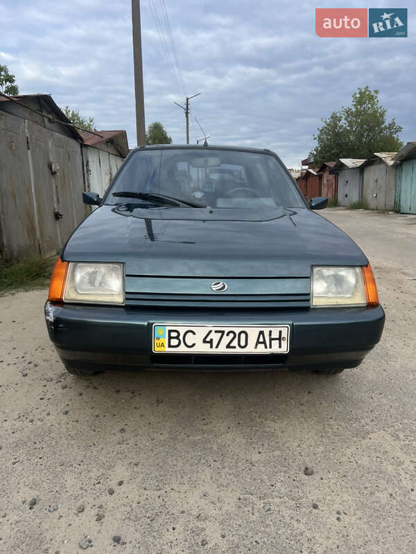 Лифтбек ЗАЗ 1103 Славута 2005 в Львове