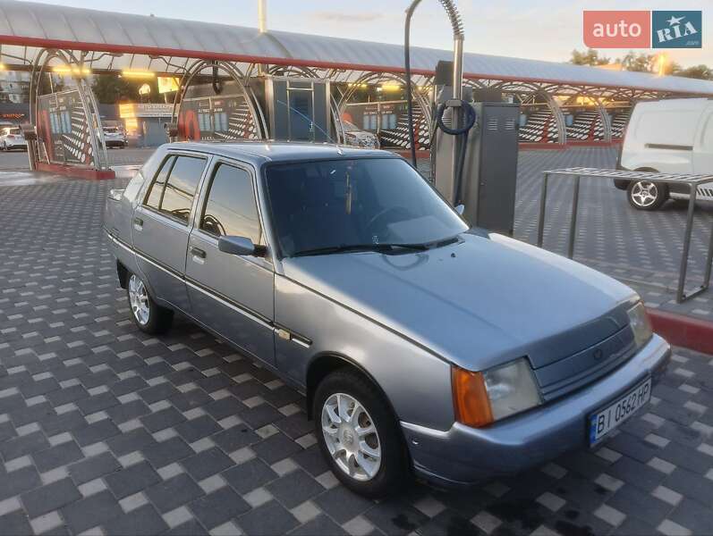 Лифтбек ЗАЗ 1103 Славута 2007 в Полтаве