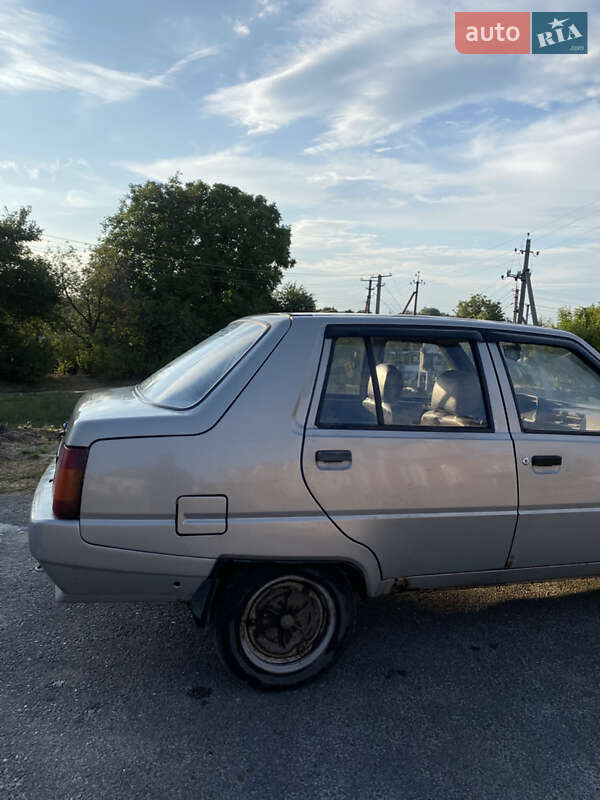Лифтбек ЗАЗ 1103 Славута 2008 в Черкассах фото 6 Лифтбек ЗАЗ 1103 Славута 2008 в Черкассах