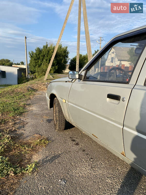 Лифтбек ЗАЗ 1103 Славута 2008 в Черкассах фото 10 Лифтбек ЗАЗ 1103 Славута 2008 в Черкассах
