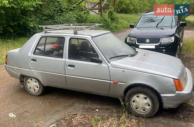 Ліфтбек ЗАЗ 1103 Славута 2005 в 