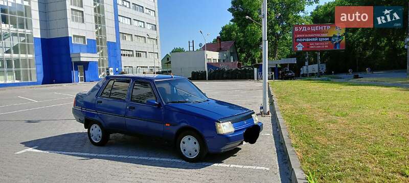 Лифтбек ЗАЗ 1103 Славута 2009 в Хмельницком