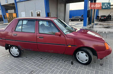 Лифтбек ЗАЗ 1103 Славута 2003 в 