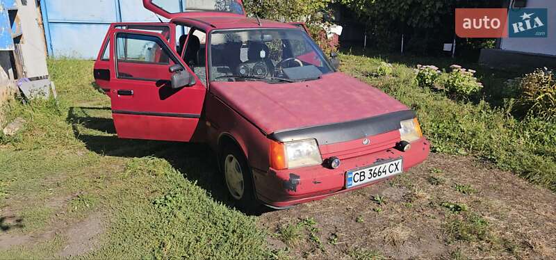 Лифтбек ЗАЗ 1103 Славута 2004 в 