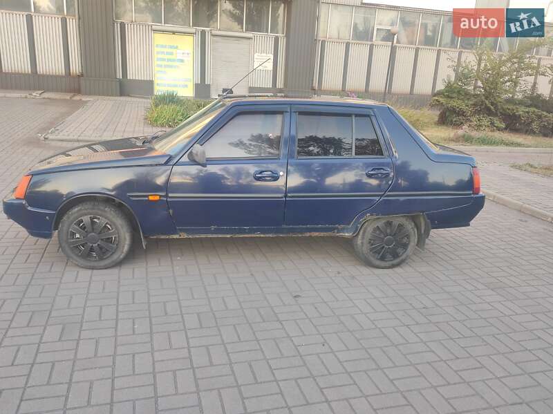 Ліфтбек ЗАЗ 1103 Славута 2007 в Запоріжжі