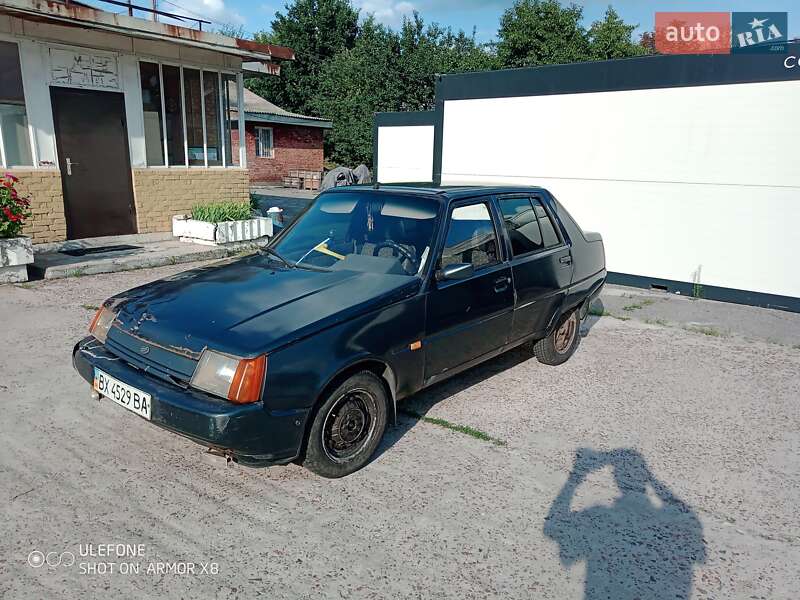 Лифтбек ЗАЗ 1103 Славута 2005 в Киеве фото 5 Лифтбек ЗАЗ 1103 Славута 2005 в Киеве