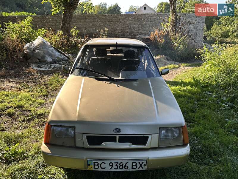 Лифтбек ЗАЗ 1103 Славута 2002 в Львове фото 4 Лифтбек ЗАЗ 1103 Славута 2002 в Львове