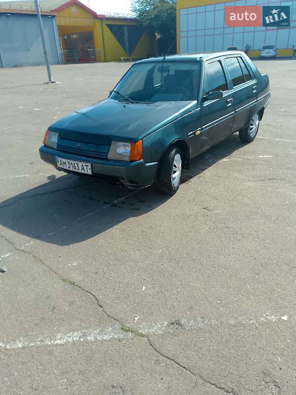 Ліфтбек ЗАЗ 1103 Славута 2005 в Житомирі