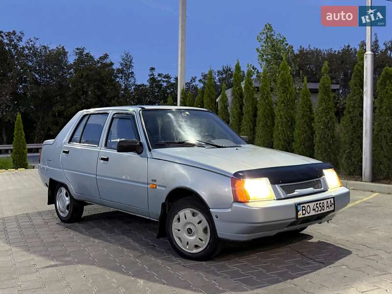 ЗАЗ 1103 Славута 2004