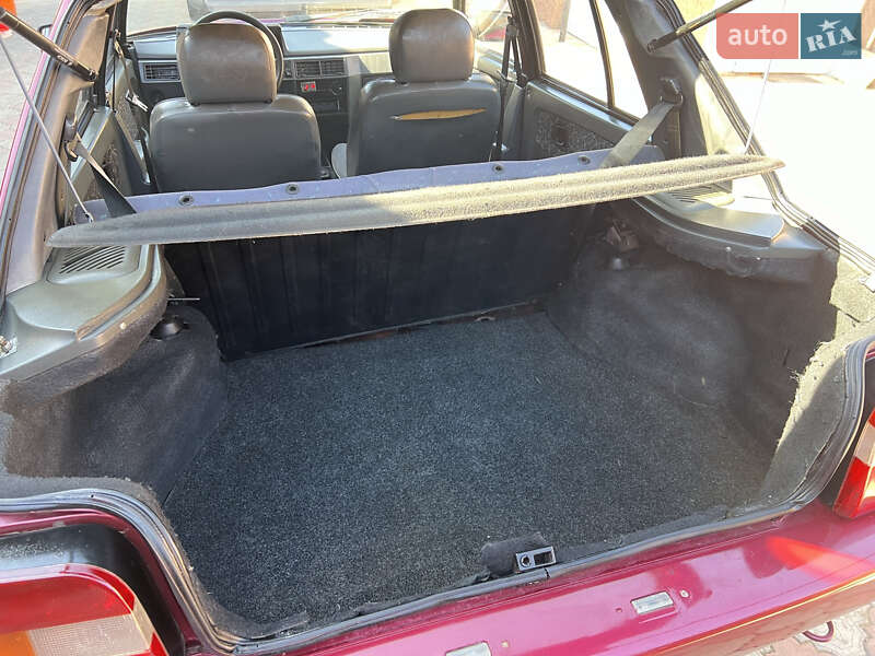 Лифтбек ЗАЗ 1103 Славута 2000 в Запорожье